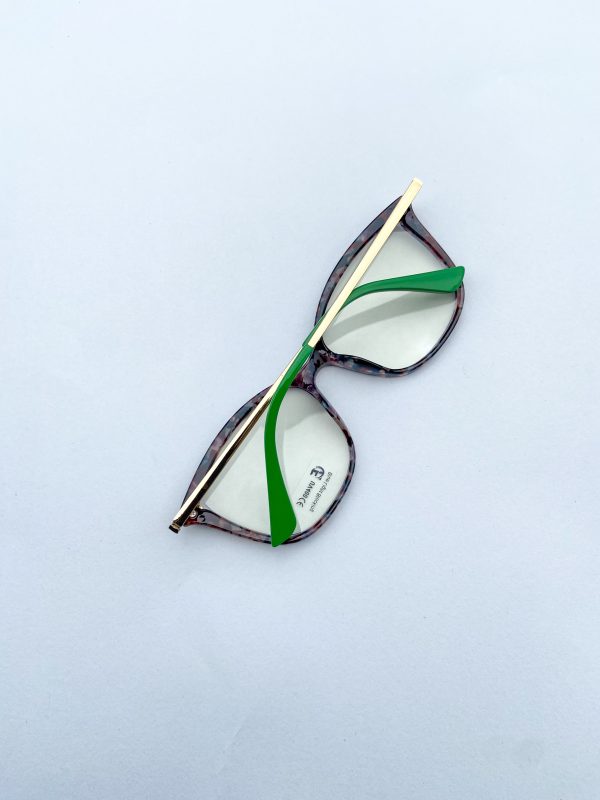 STYLISH MARBLE COLORED FEMALE GLASSES