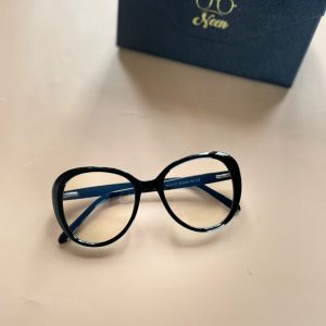 Oversized Black prescription glasses