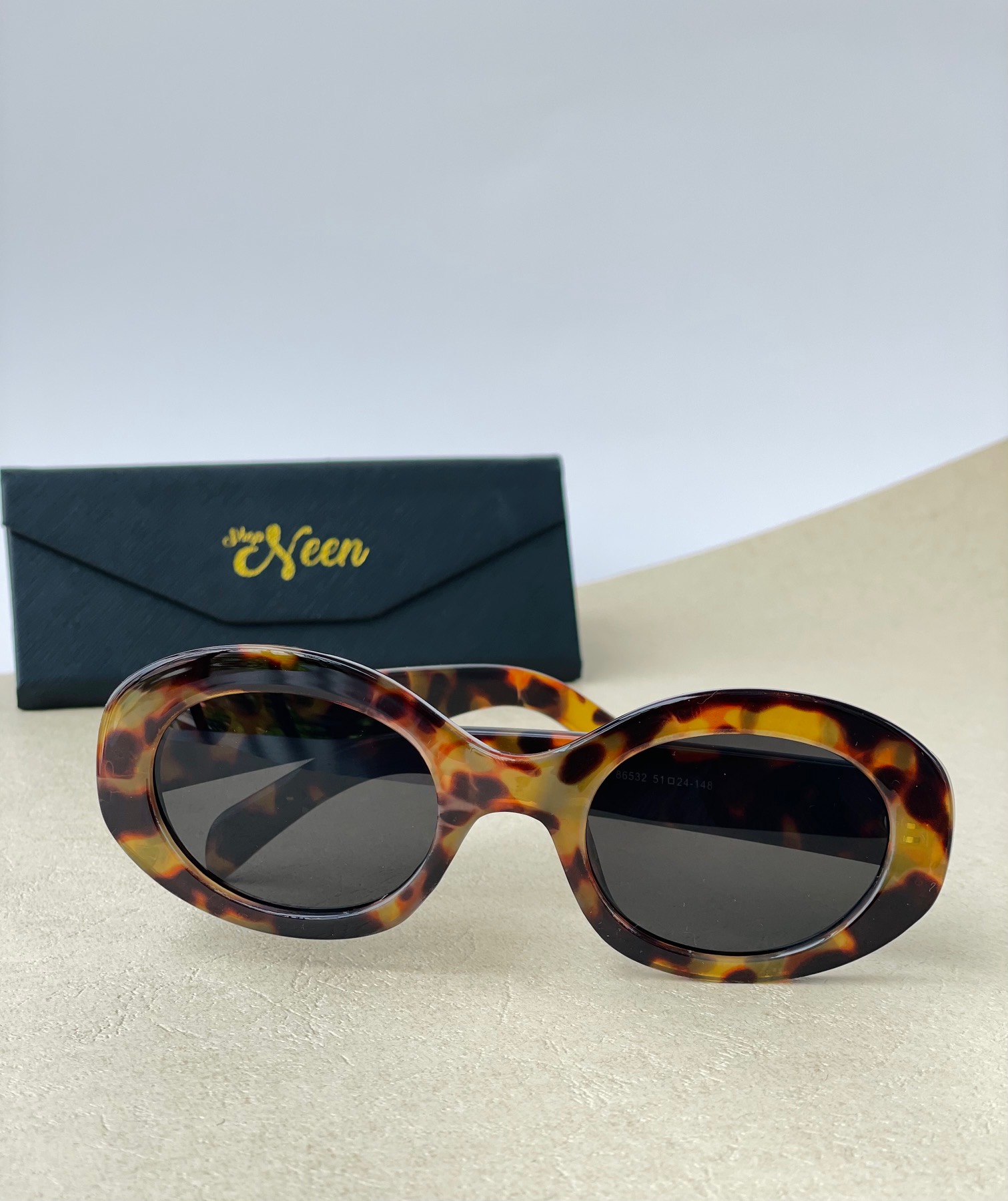 brown print retro sunglasses