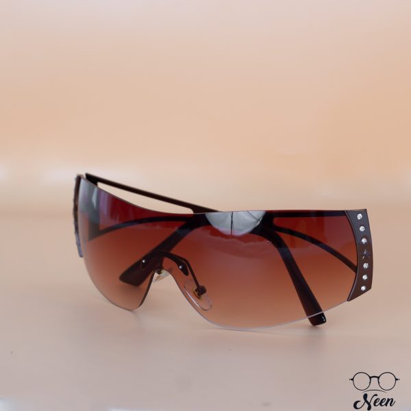 RIMLESS RETRO SUNGLASSES DESIGN