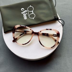 Glasses for fashion-forward women