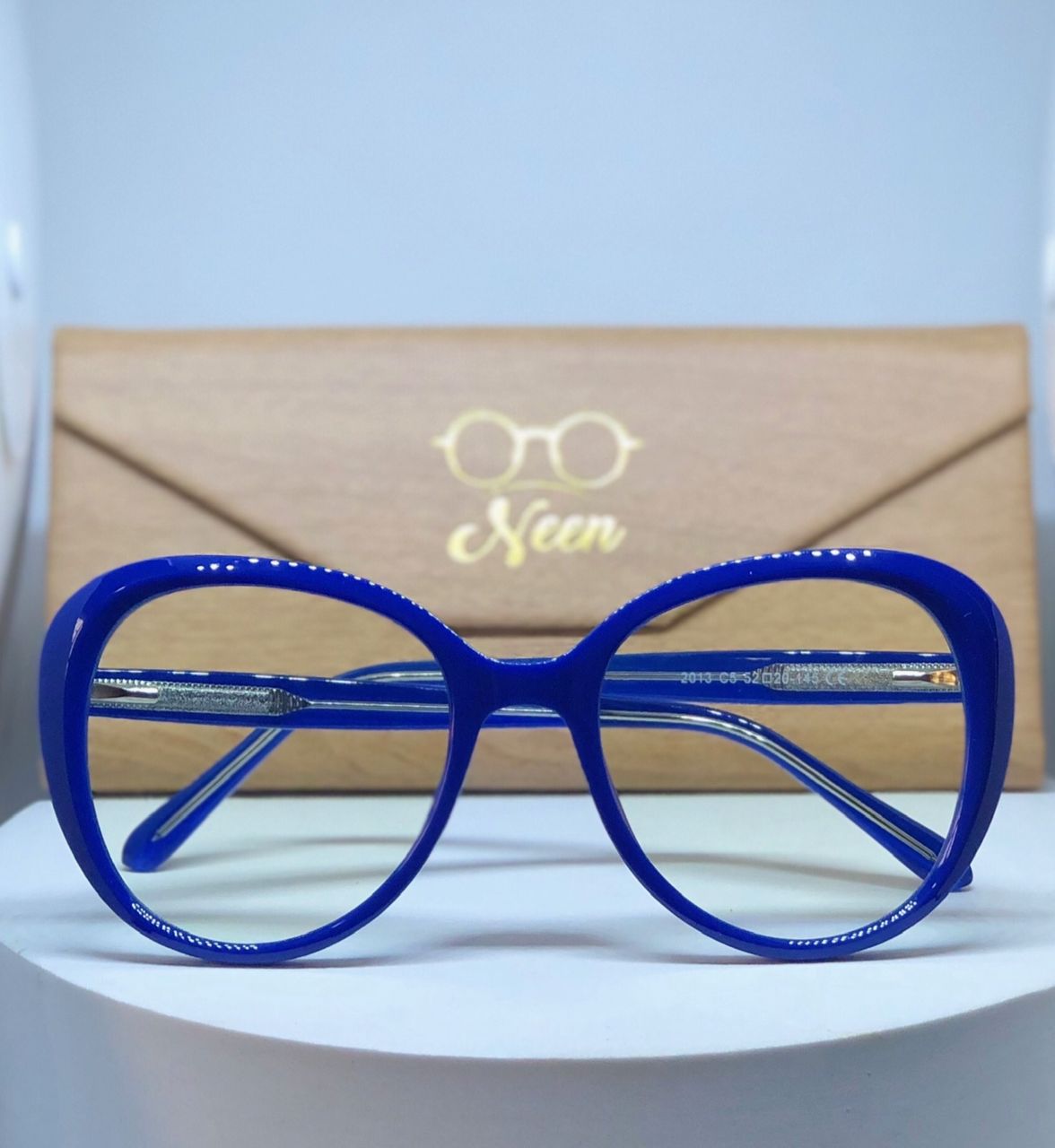 Leslie Blue